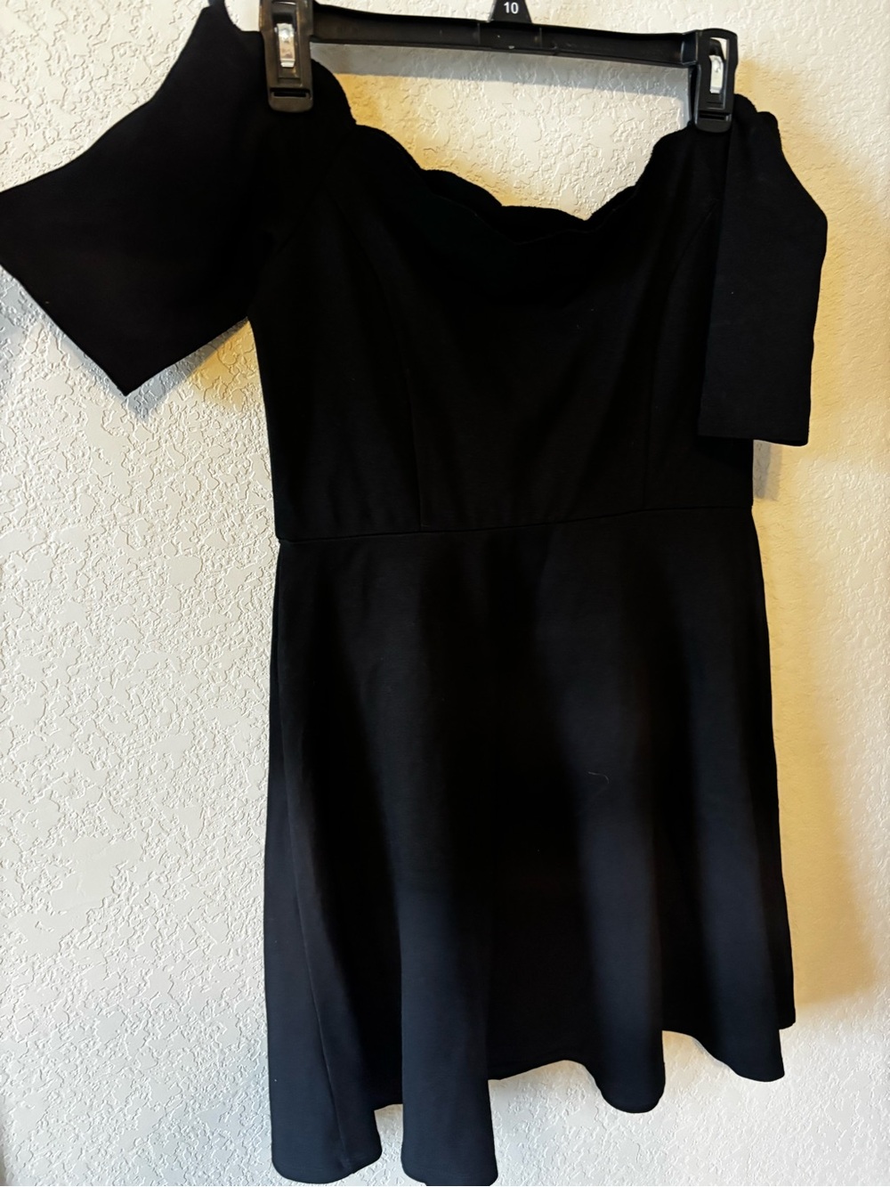 nine britton Black Off-Shoulder Mini Dress
